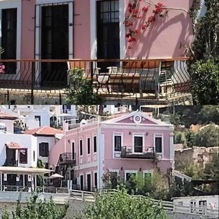 Customs House Nyaraló